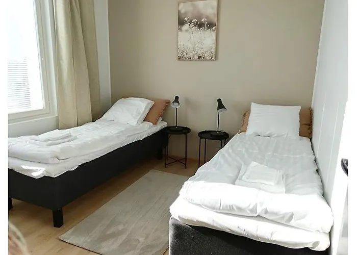 Kotimaailma Hoitajanrinne I *